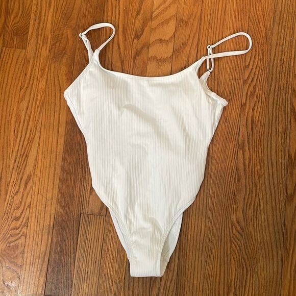 Andie Swim The Laguna One Piece Swimsuit White Ribbed size S NWT - Picture 3 of 6